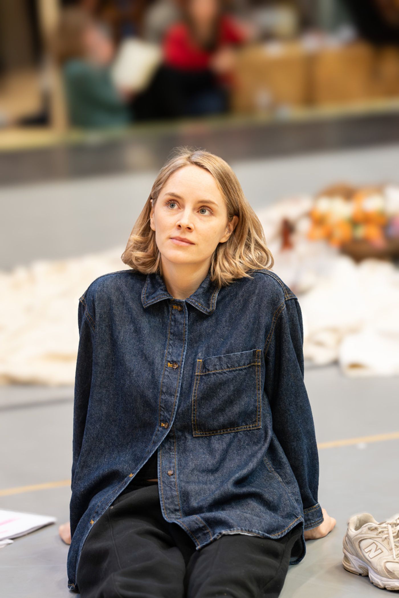 Photos: SUMMERFOLK in Rehearsal at the National Theatre  Image