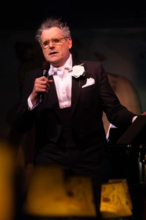 Isaac Mizrahi at Cafe Carlyle Photo