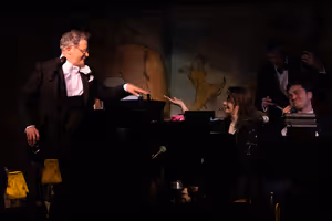 Isaac Mizrahi at Cafe Carlyle @ BroadwayWorld Isaac Mizrahi at Cafe Carlyle Photo