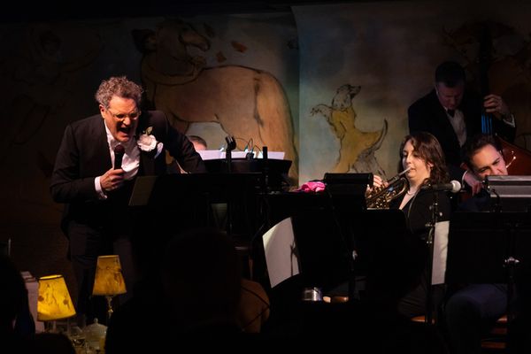 Isaac Mizrahi at Cafe Carlyle Photo