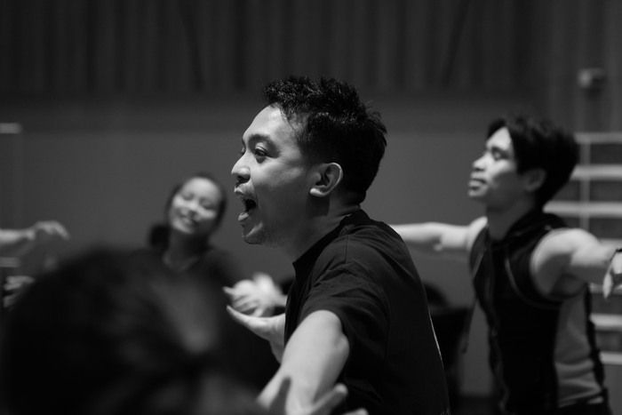 Photos/Video: A CHORUS LINE in Rehearsal in the Philippines — photo 43 of 45