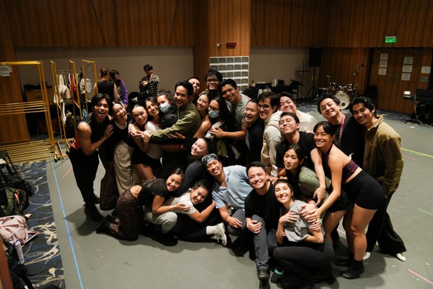 Photos/Video: A CHORUS LINE in Rehearsal in the Philippines  Image