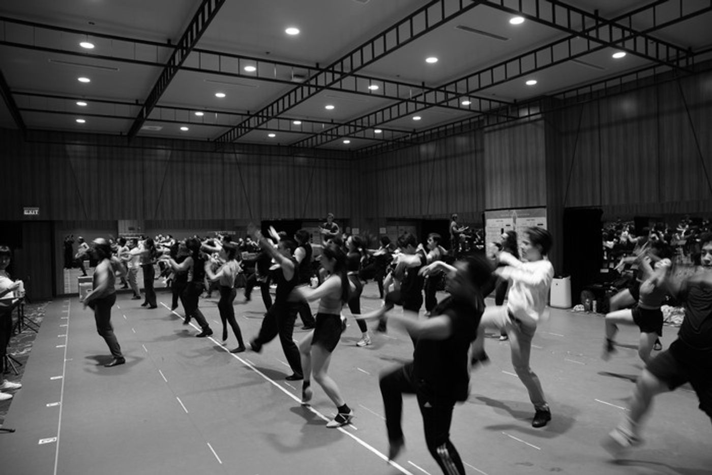 Photos/Video: A CHORUS LINE in Rehearsal in the Philippines  Image