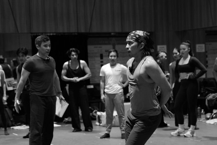 Photos/Video: A CHORUS LINE in Rehearsal in the Philippines — photo 18 of 45