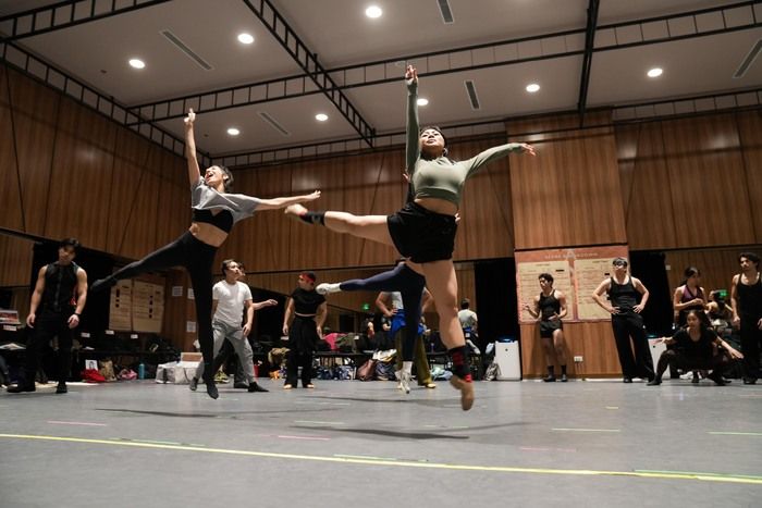 Photos/Video: A CHORUS LINE in Rehearsal in the Philippines — photo 8 of 45