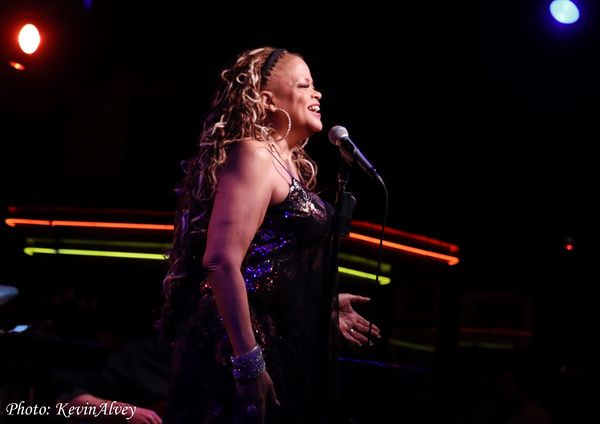 Photos: Natalie Douglas Celebrates 70's Soul At Birdland Jazz Club — photo 7 of 17