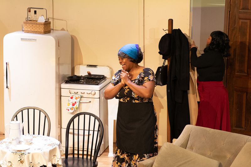 Photos: A RAISIN IN THE SUN at Dunbar Repertory Company — photo 6 of 12