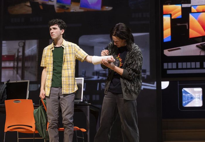 Photos: First Look at Paramount's Chicago Regional Premiere of DEAR EVAN HANSEN — photo 2 of 19