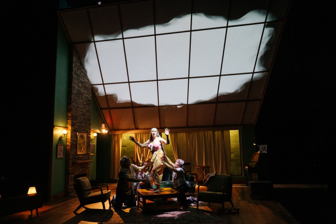 Review: THE WORLD TO COME at Woolly Mammoth  Image