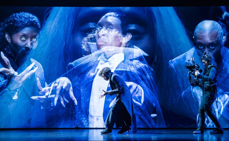 Photos: Cynthia Erivo Stars in DRACULA in London — photo 7 of 12