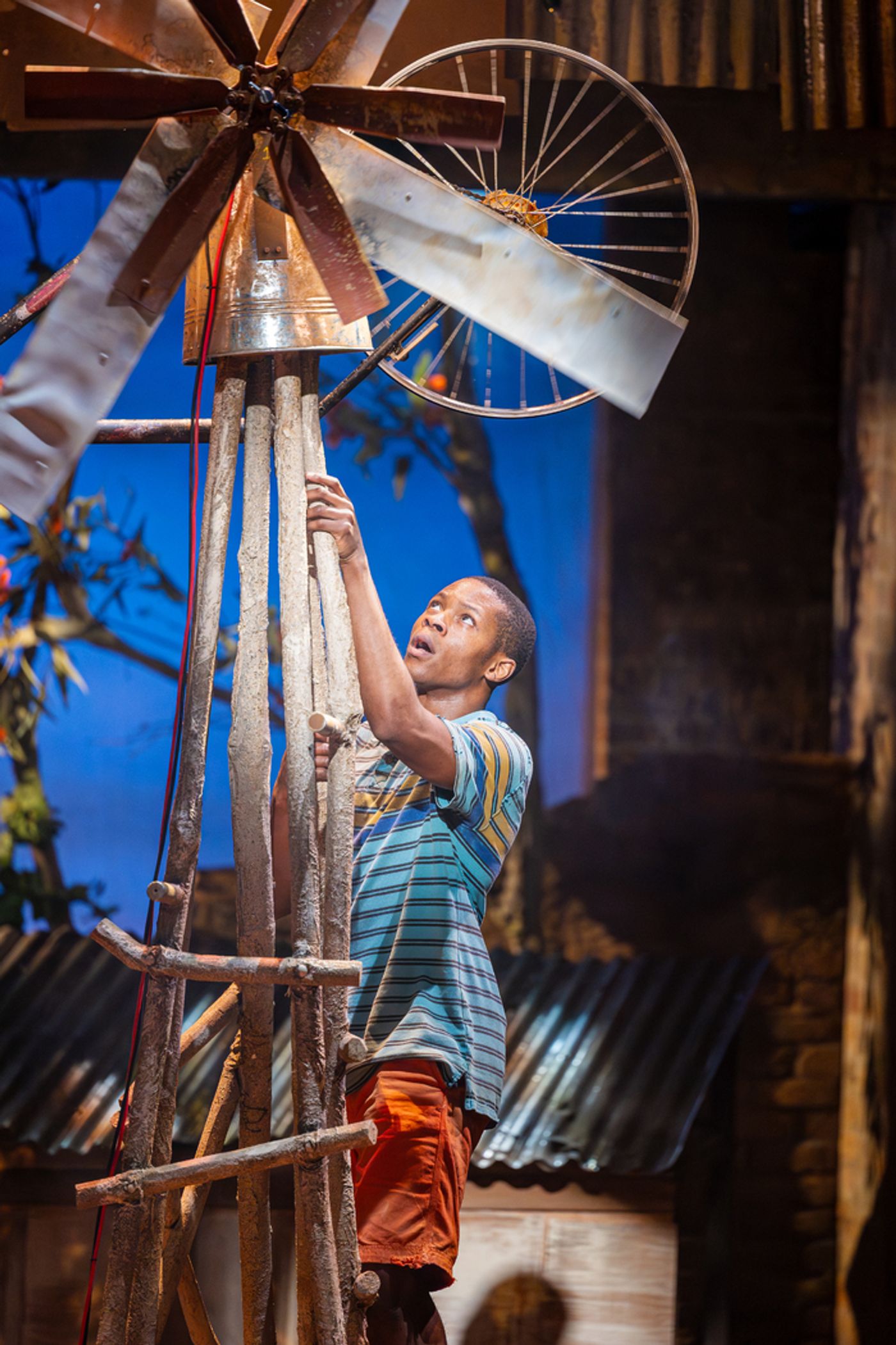 Photos: THE BOY WHO HARNESSED THE WIND at The Royal Shakespeare Company Photos: THE BOY WHO HARNESSED THE WIND at The Royal Shakespeare Company Image
