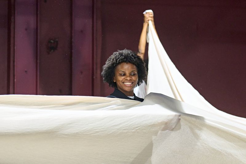 Photos: DRACULA in Rehearsal at the National Youth Theatre — photo 15 of 21
