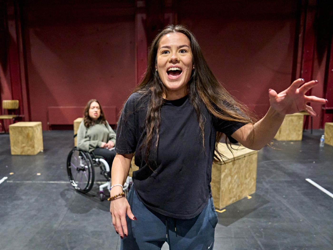 Photos: DRACULA in Rehearsal at the National Youth Theatre  Image