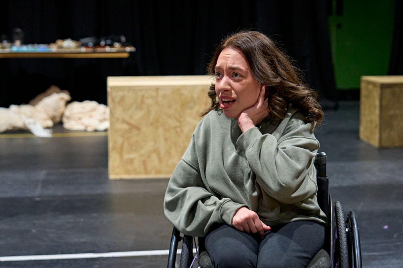 Photos: DRACULA in Rehearsal at the National Youth Theatre  Image