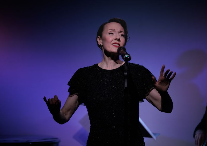 Photos: Liora Michelle Presents SONGBIRDS OF THE SILVER SCREEN Encore at Don't Tell Mama — photo 6 of 10