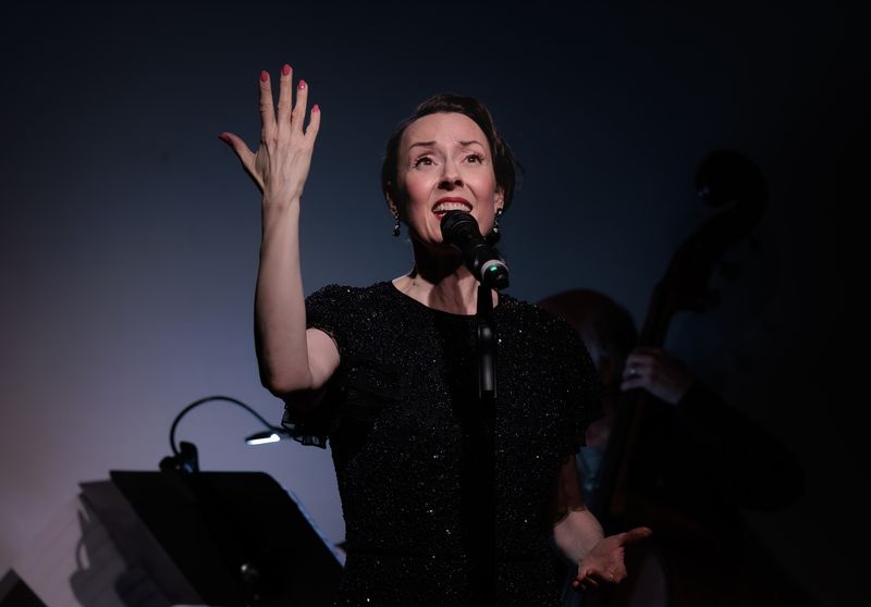 Photos: Liora Michelle Presents SONGBIRDS OF THE SILVER SCREEN Encore at Don't Tell Mama — photo 9 of 10