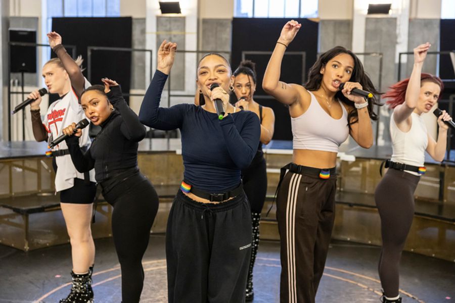 Photos: SIX New West End Queens in Rehearsal Image