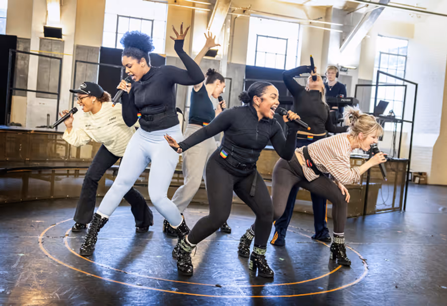 Photos: SIX New West End Queens in Rehearsal Image