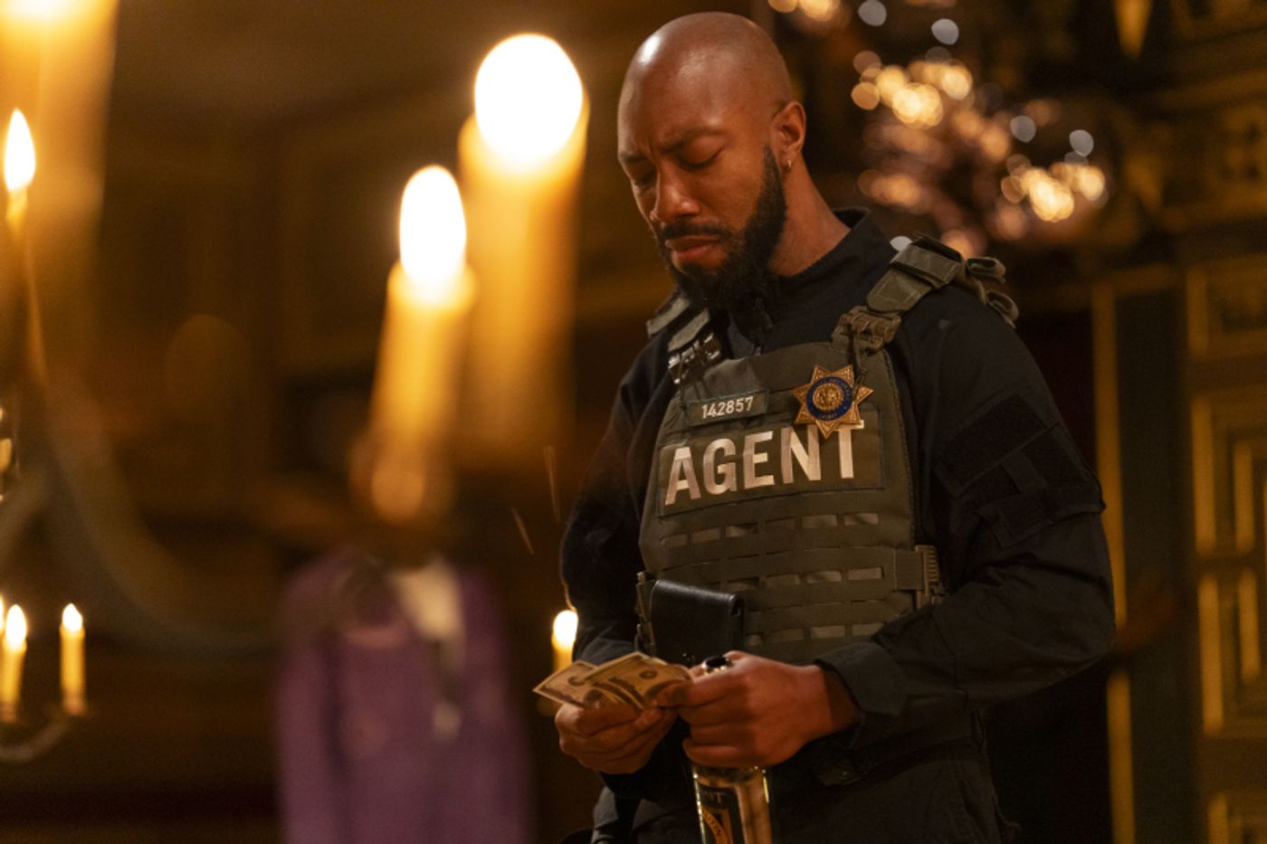 Review: DEEP AZURE, Sam Wanamaker Playhouse  Image