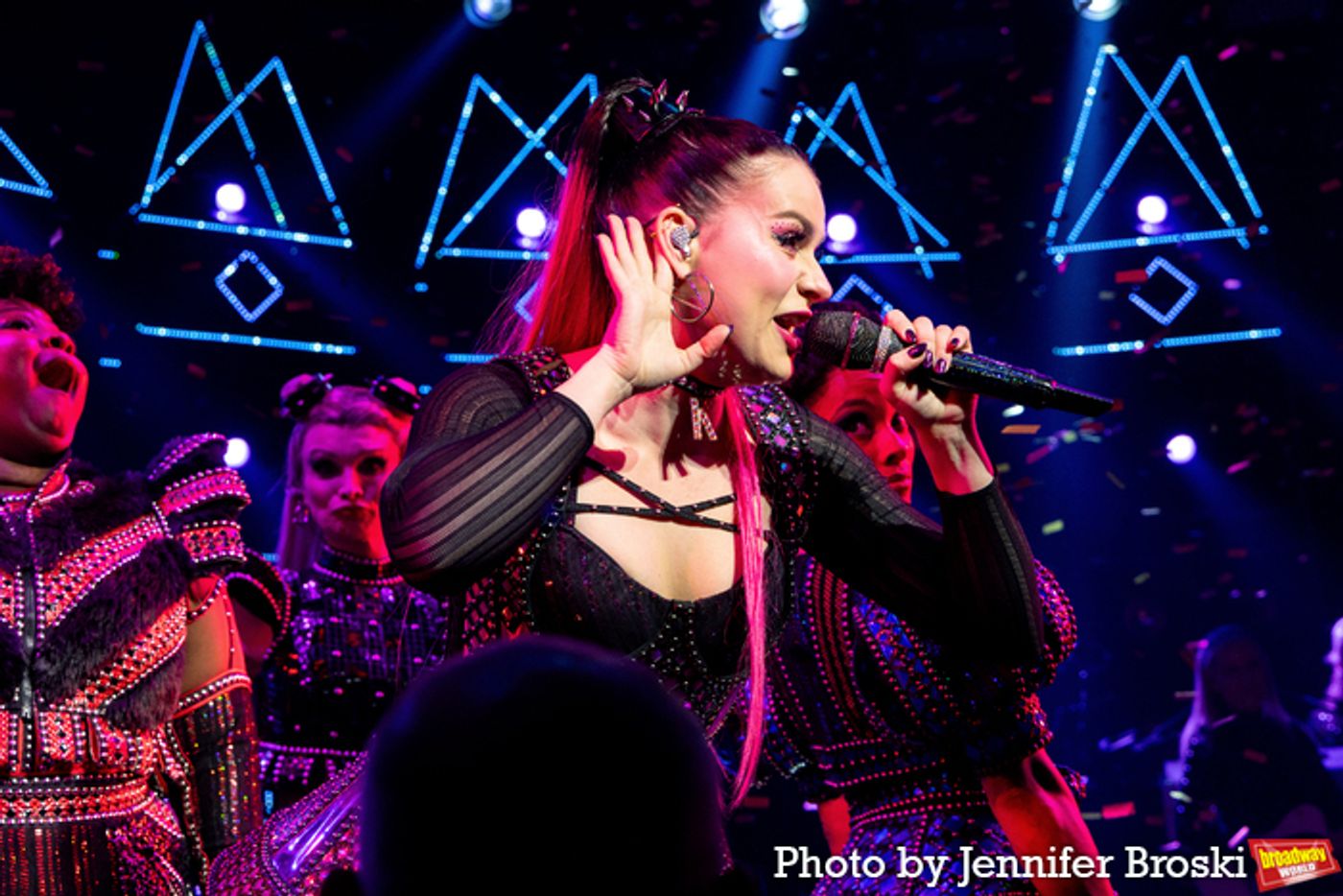 Photos: Dylan Mulvaney, Abigail Barlow, and the New Cast of SIX Take First Bows  Image