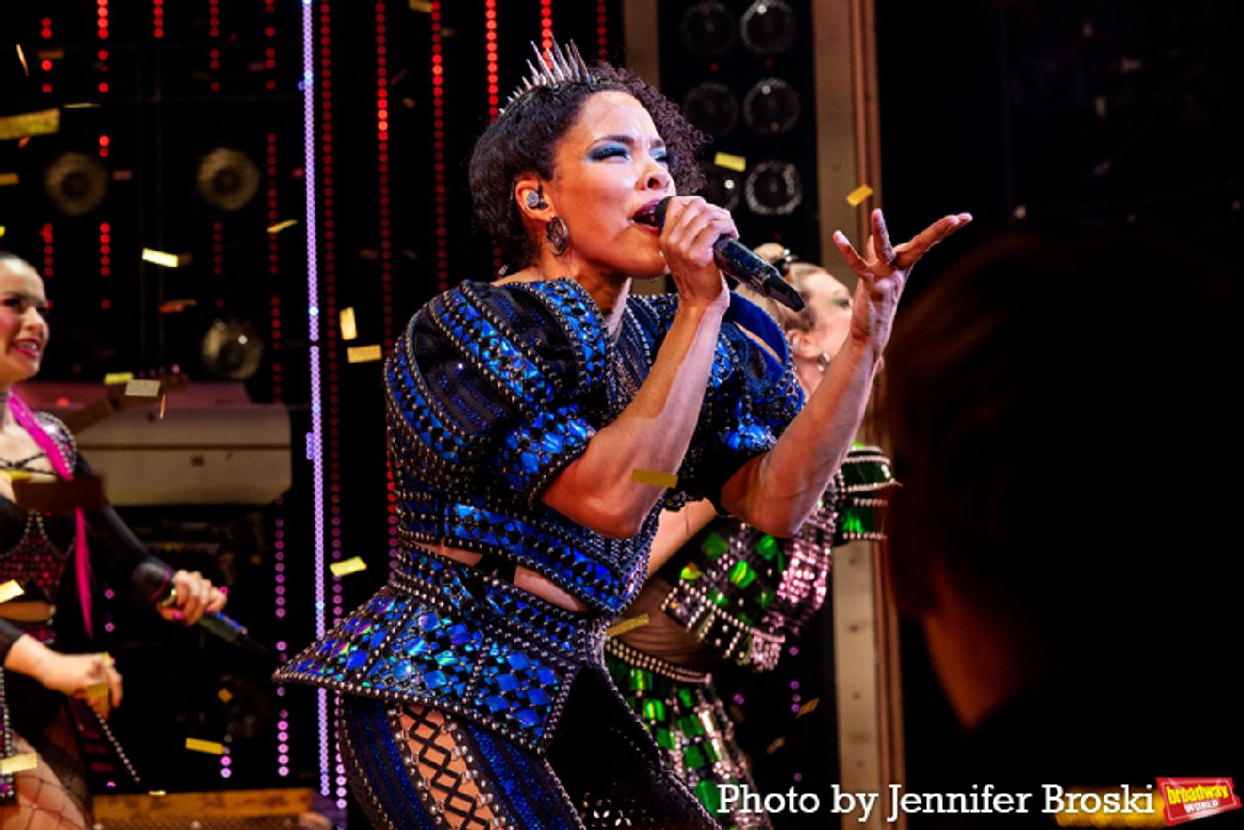 Photos: Dylan Mulvaney, Abigail Barlow, and the New Cast of SIX Take First Bows  Image