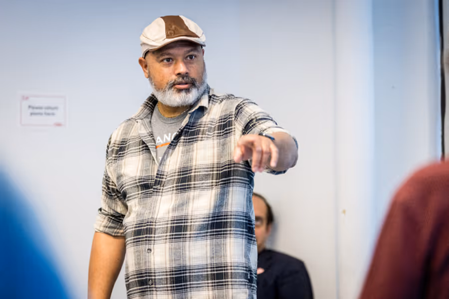 Photos: Inside Rehearsals for RICHARD III at The Curtain Image