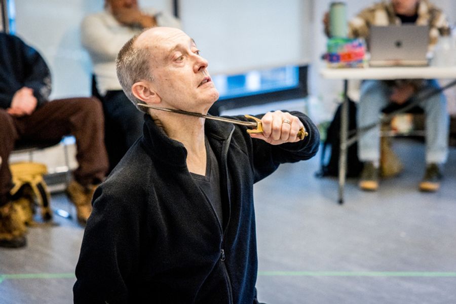 Photos: Inside Rehearsals for RICHARD III at The Curtain Image