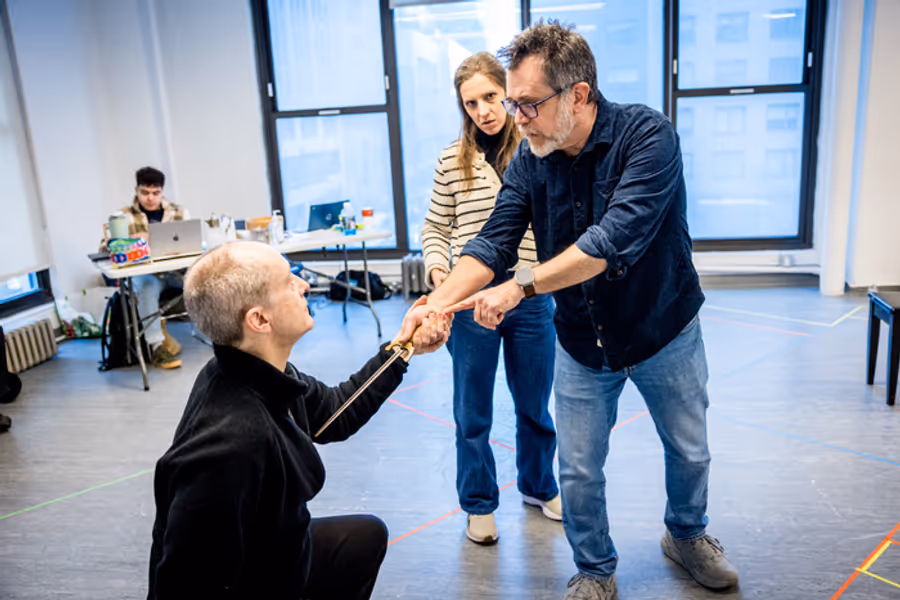 Photos: Inside Rehearsals for RICHARD III at The Curtain Image