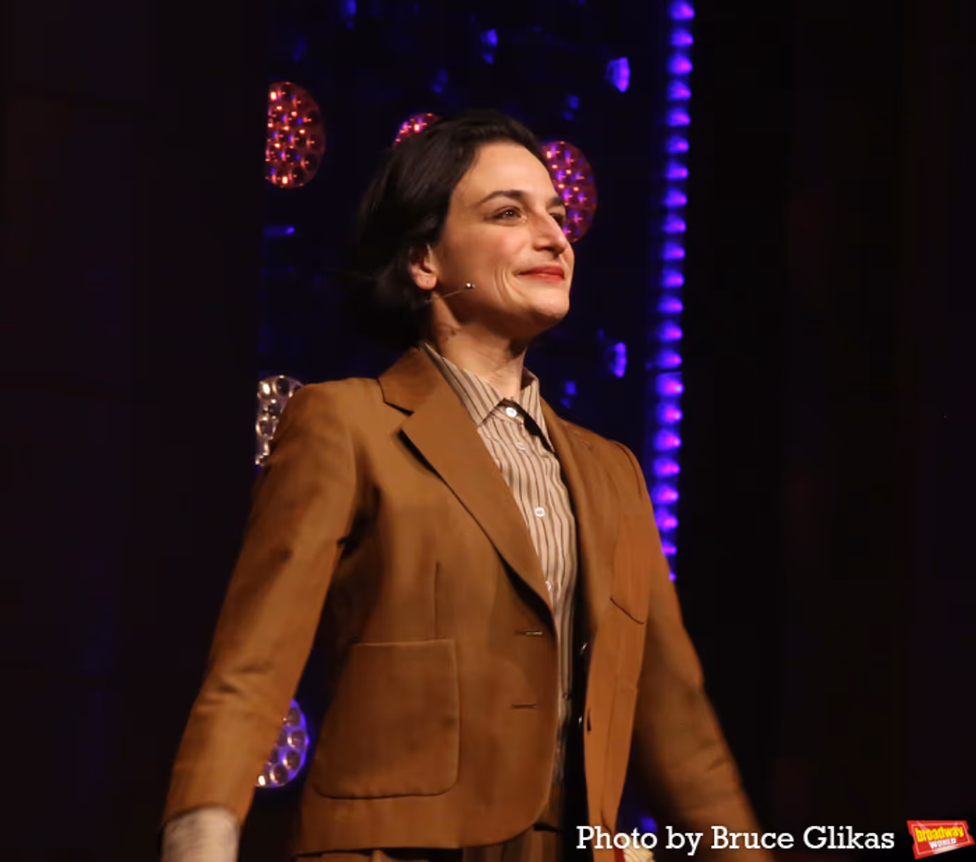 Photos: Nicholas Braun, Ray Romano, Jenny Slate and Jake Shane Join ALL OUT: COMEDY ABOUT AMBITION  Image