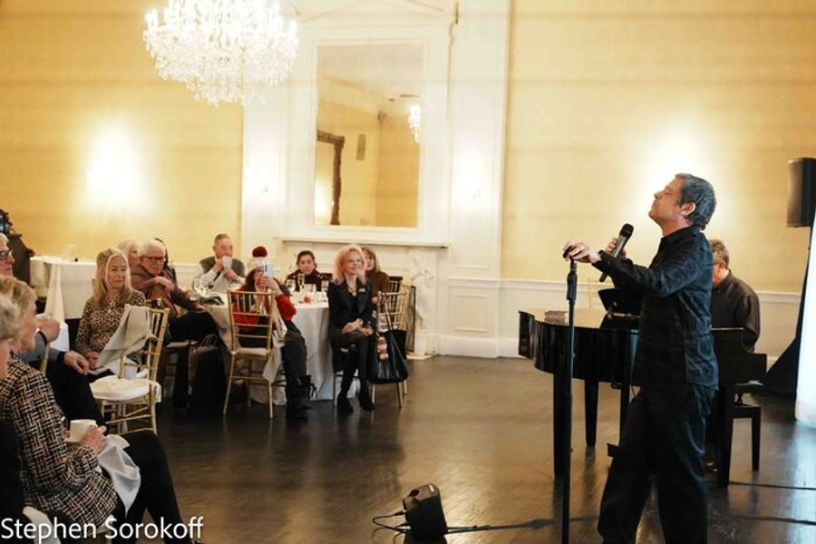 Review: Steven Brinberg & Robert Hofler Make An Excellent Pairing at the Dutch Treat Club Image