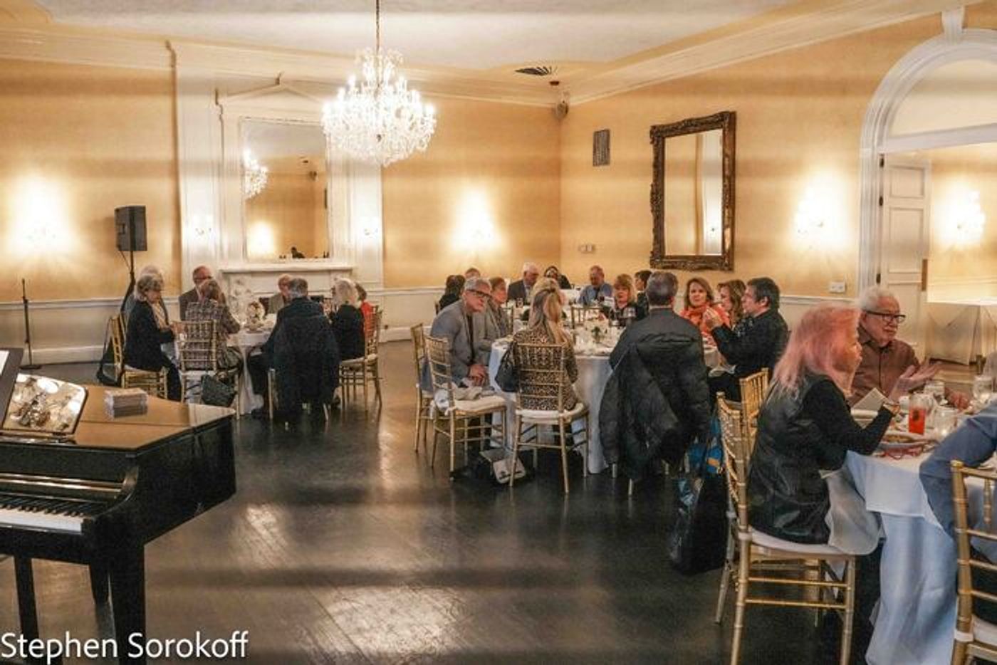 Review: Steven Brinberg & Robert Hofler Make An Excellent Pairing at the Dutch Treat Club  Image