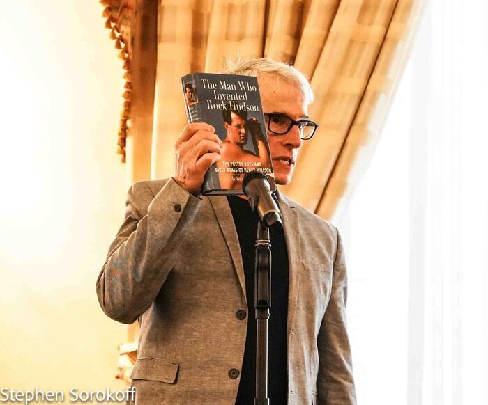 Review: Steven Brinberg & Robert Hofler Make An Excellent Pairing at the Dutch Treat Club Image