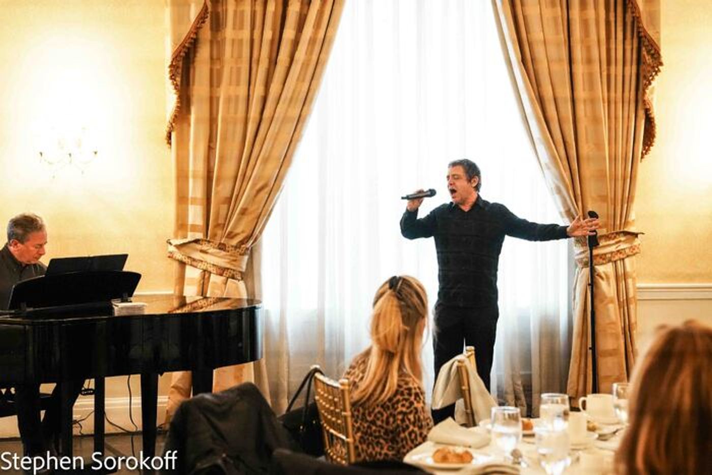 Review: Steven Brinberg & Robert Hofler Make An Excellent Pairing at the Dutch Treat Club  Image