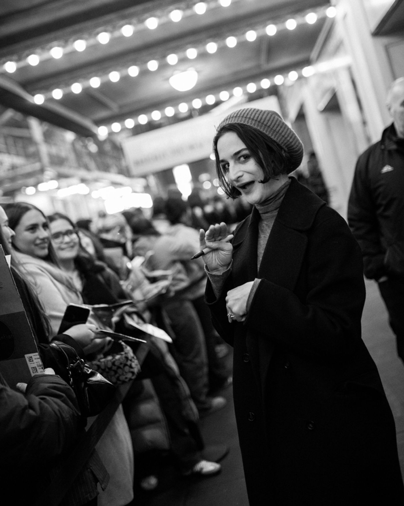 Photos: Ray Romano, Nicholas Braun, Jake Shane, and Jenny Slate Join ALL OUT  Image