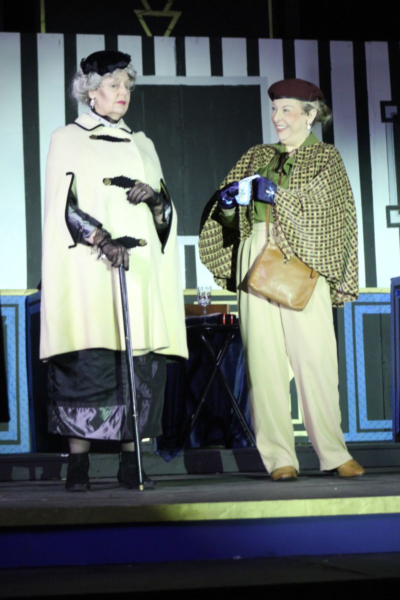 Review: AGATHA CHRISTIE'S MURDER ON THE ORIENT EXPRESS at The Royal Theatre in Benton Image