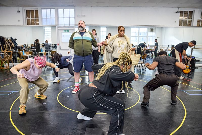 Photos: HADESTOWN New West End Cast in Rehearsal — photo 13 of 16