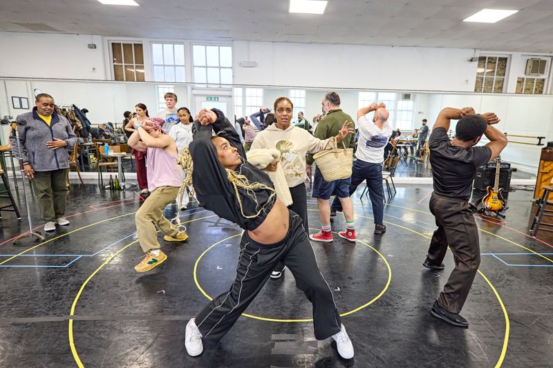 Photos: HADESTOWN New West End Cast in Rehearsal — photo 16 of 16