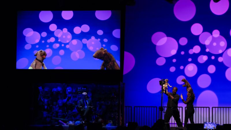 Interview: Director Patrick Bristow on Improv, Puppetry, and the Lasting Appeal of PUPPET UP! – UNCENSORED Image