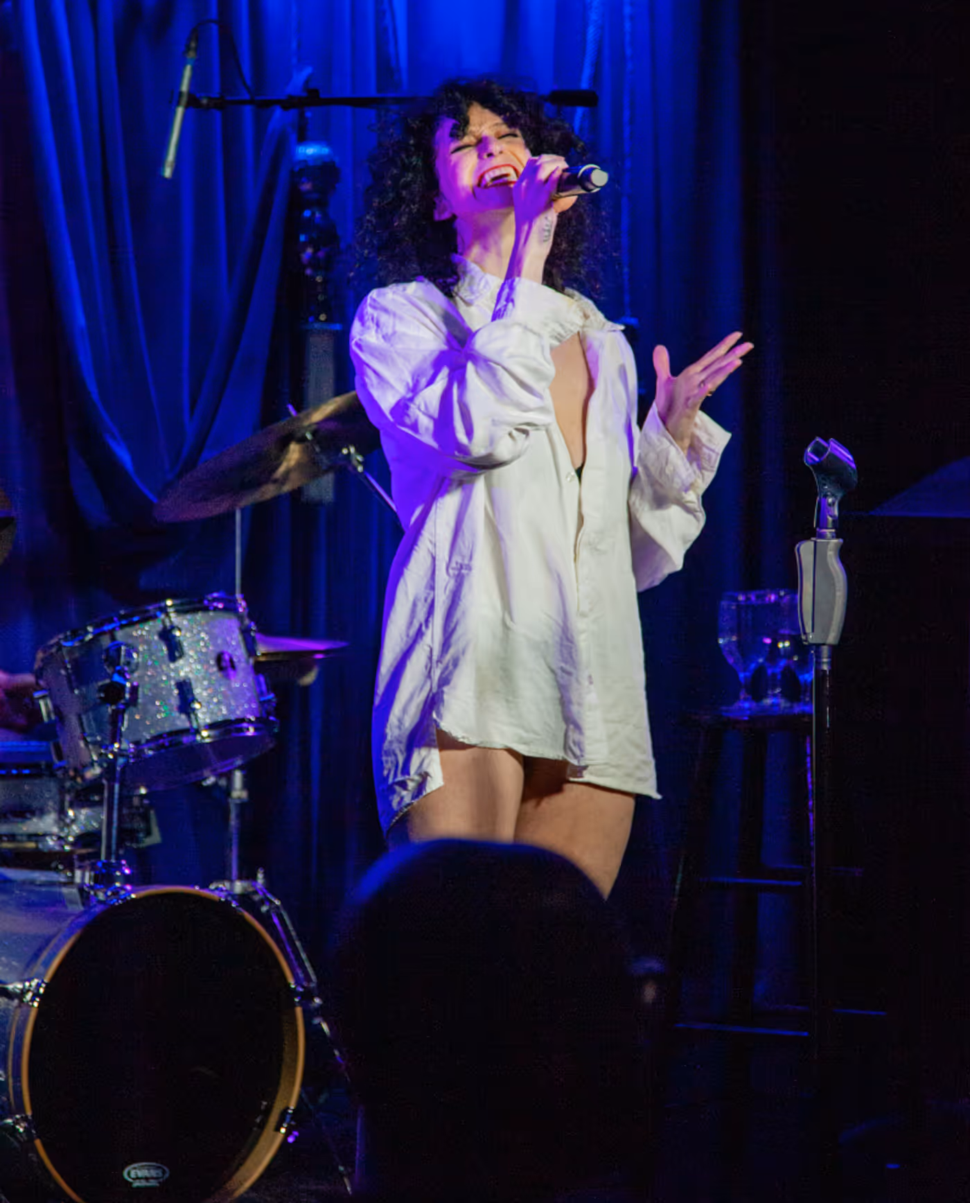 Review: Laurie Beechman Audience Loves The Skivvies A HEART ACT TO FOLLOW Review: Laurie Beechman Audience Loves The Skivvies A HEART ACT TO FOLLOW Image