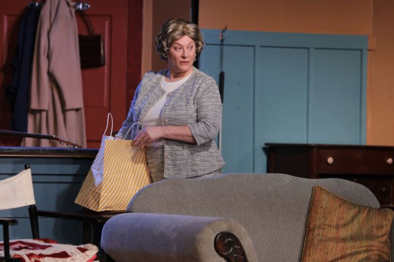 Review: BUTTERFLIES ARE FREE at Murry's Dinner Playhouse in Little Rock Image