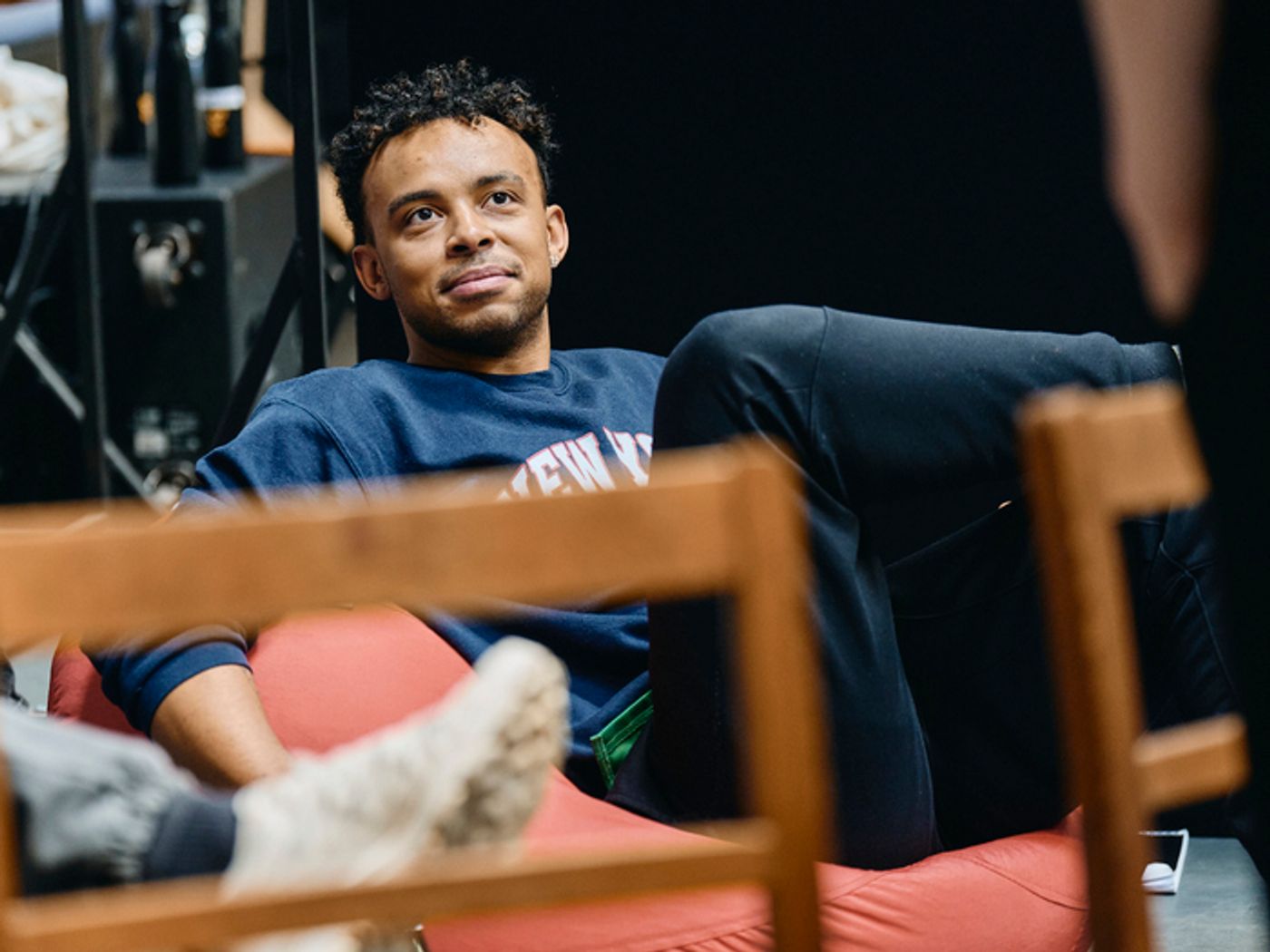 Photos: Sadie Sink, Noah Jupe, and More in Rehearsal For ROMEO & JULIET at the Harold Pinter Theatre  Image