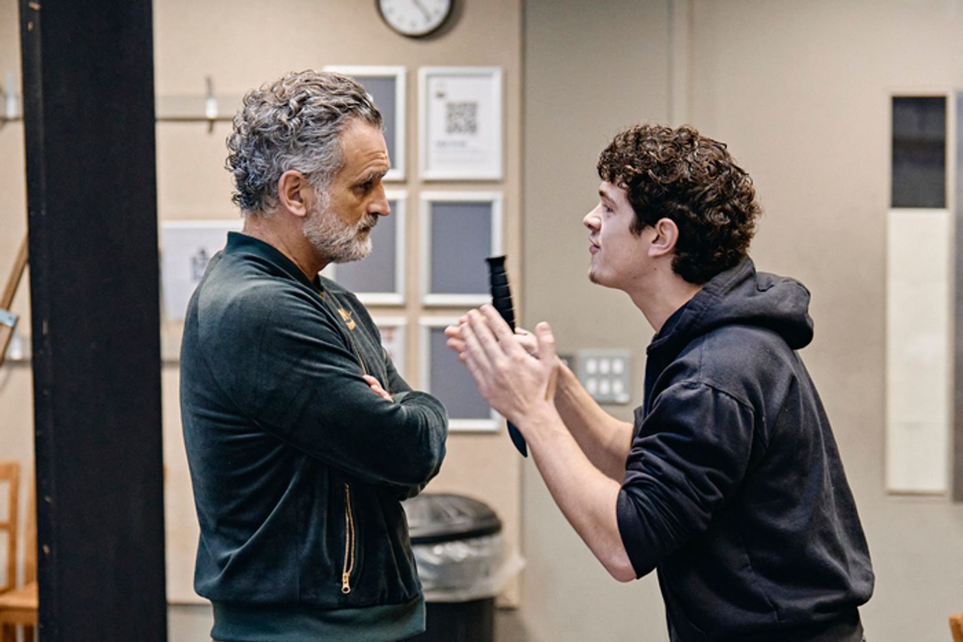 Photos: Sadie Sink, Noah Jupe, and More in Rehearsal For ROMEO & JULIET at the Harold Pinter Theatre  Image