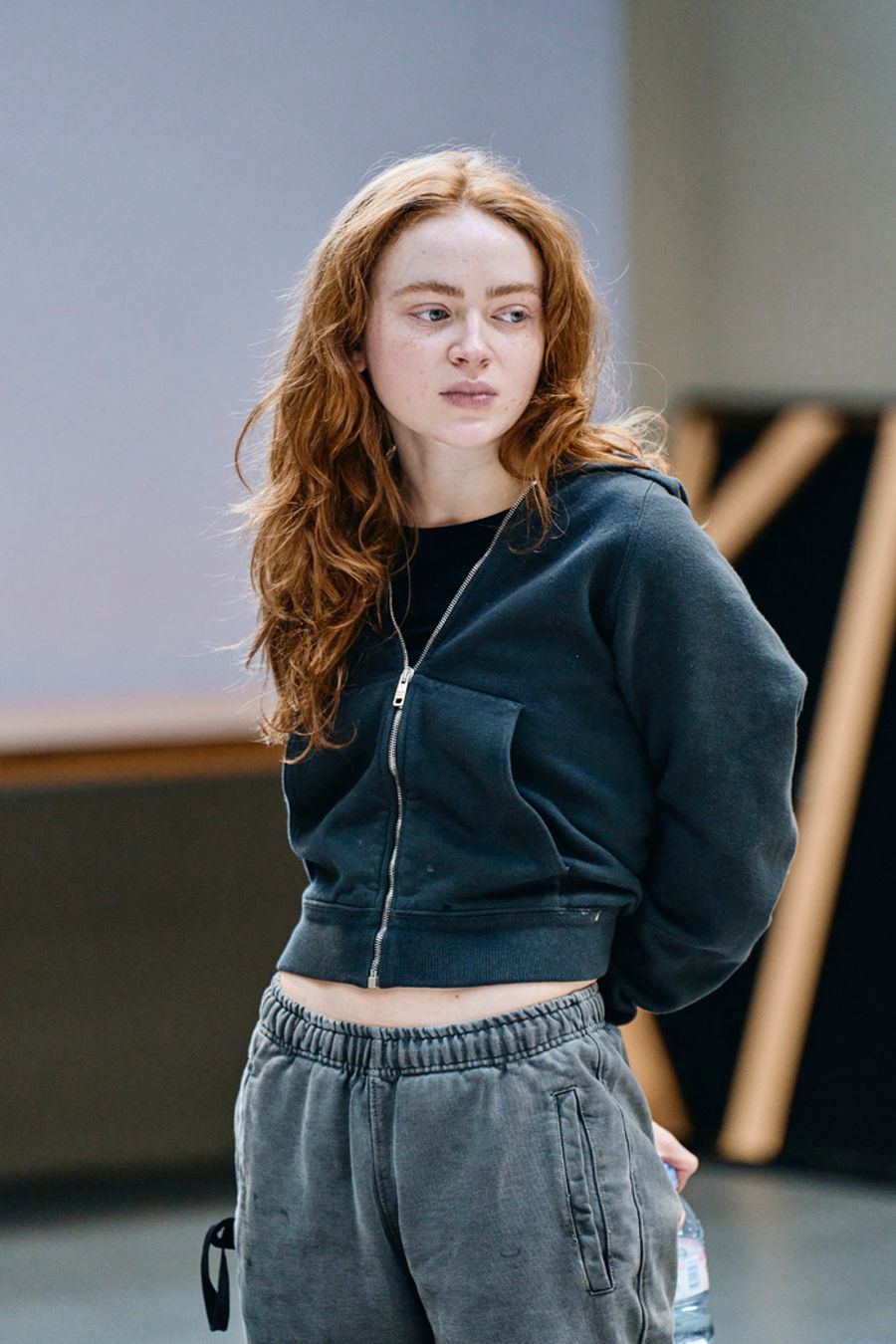 Photos: Sadie Sink, Noah Jupe, and More in Rehearsal For ROMEO & JULIET at the Harold Pinter Theatre  Image