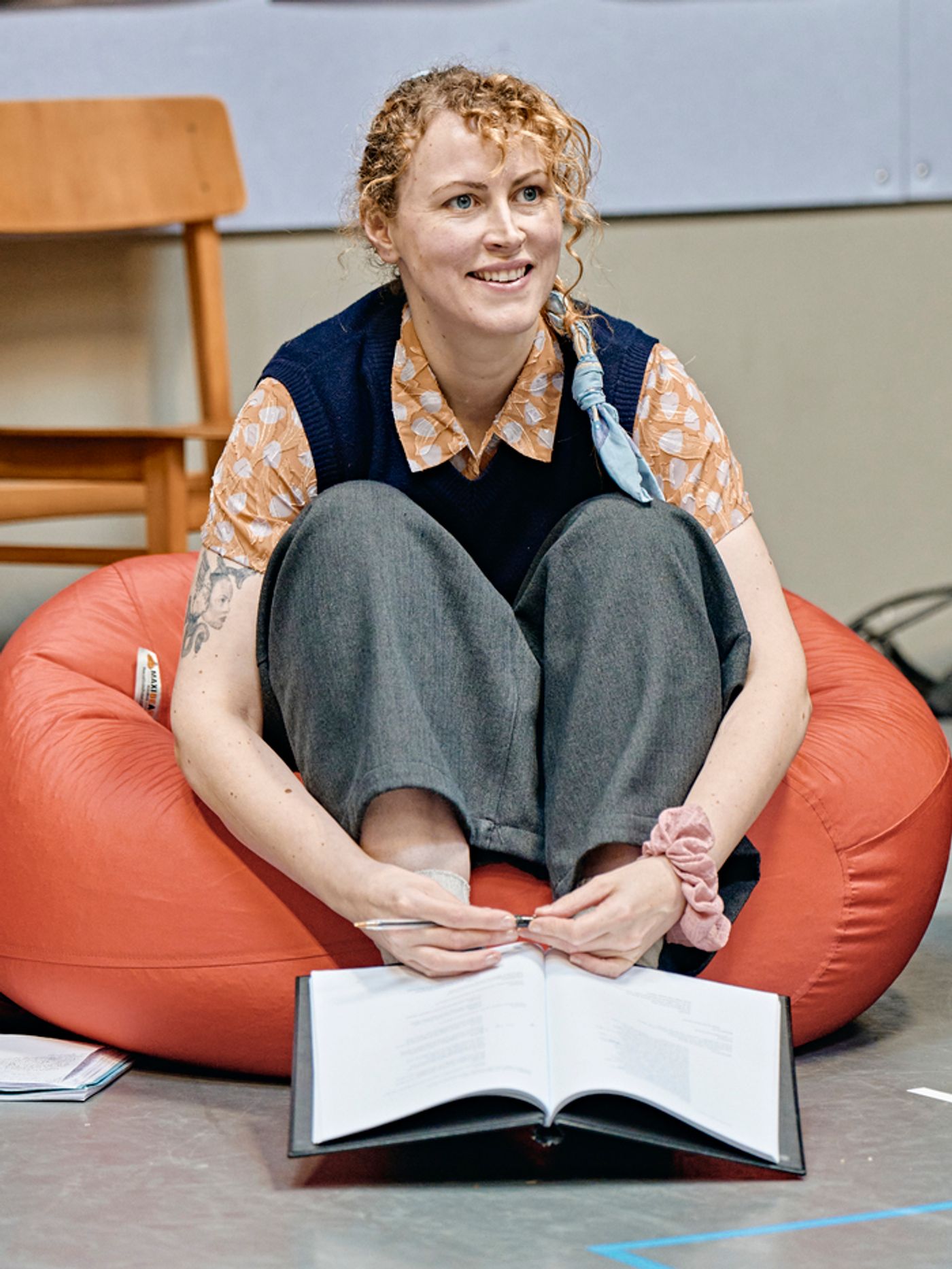 Photos: Sadie Sink, Noah Jupe, and More in Rehearsal For ROMEO & JULIET at the Harold Pinter Theatre  Image