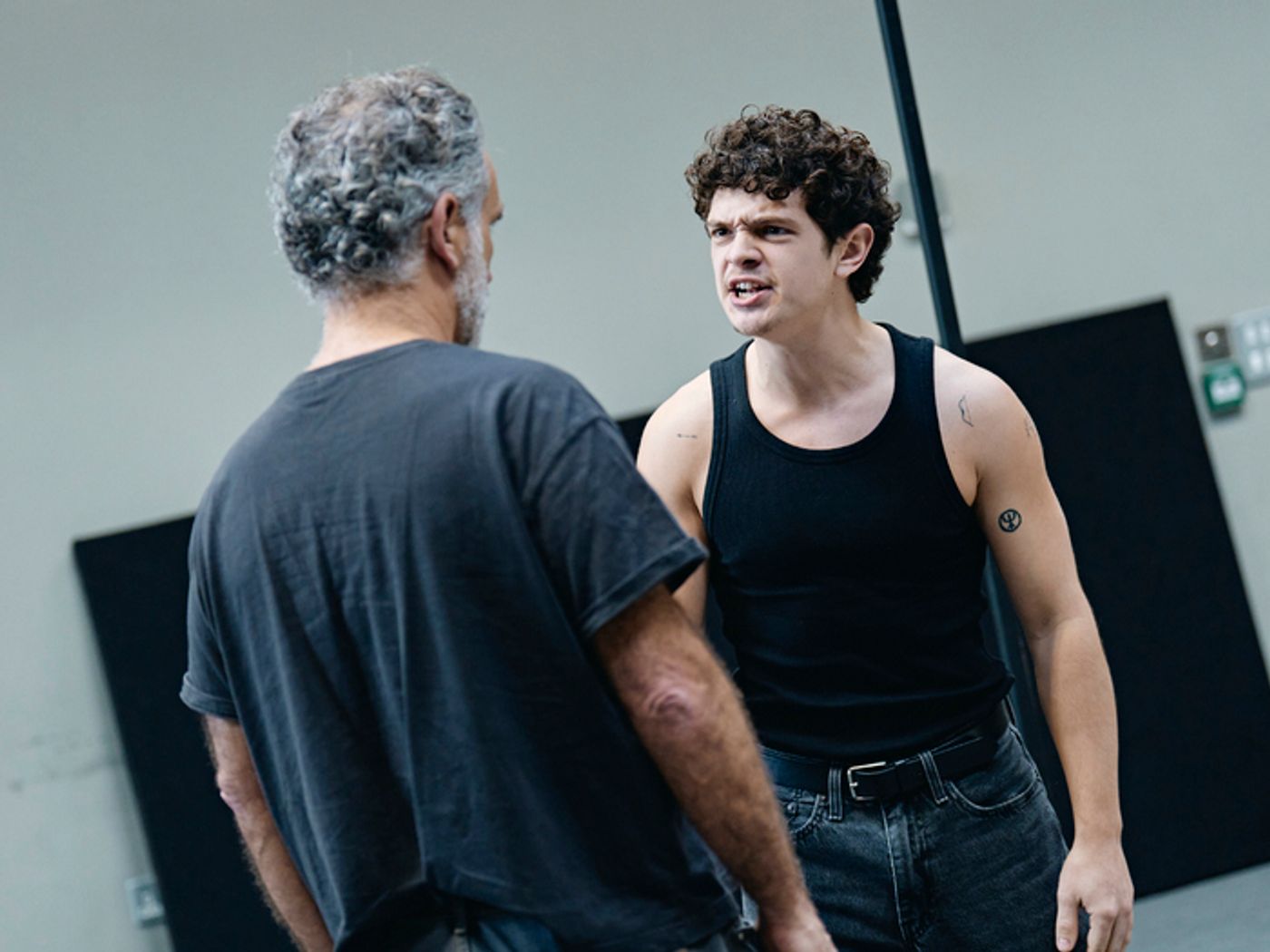 Photos: Sadie Sink, Noah Jupe, and More in Rehearsal For ROMEO & JULIET at the Harold Pinter Theatre  Image