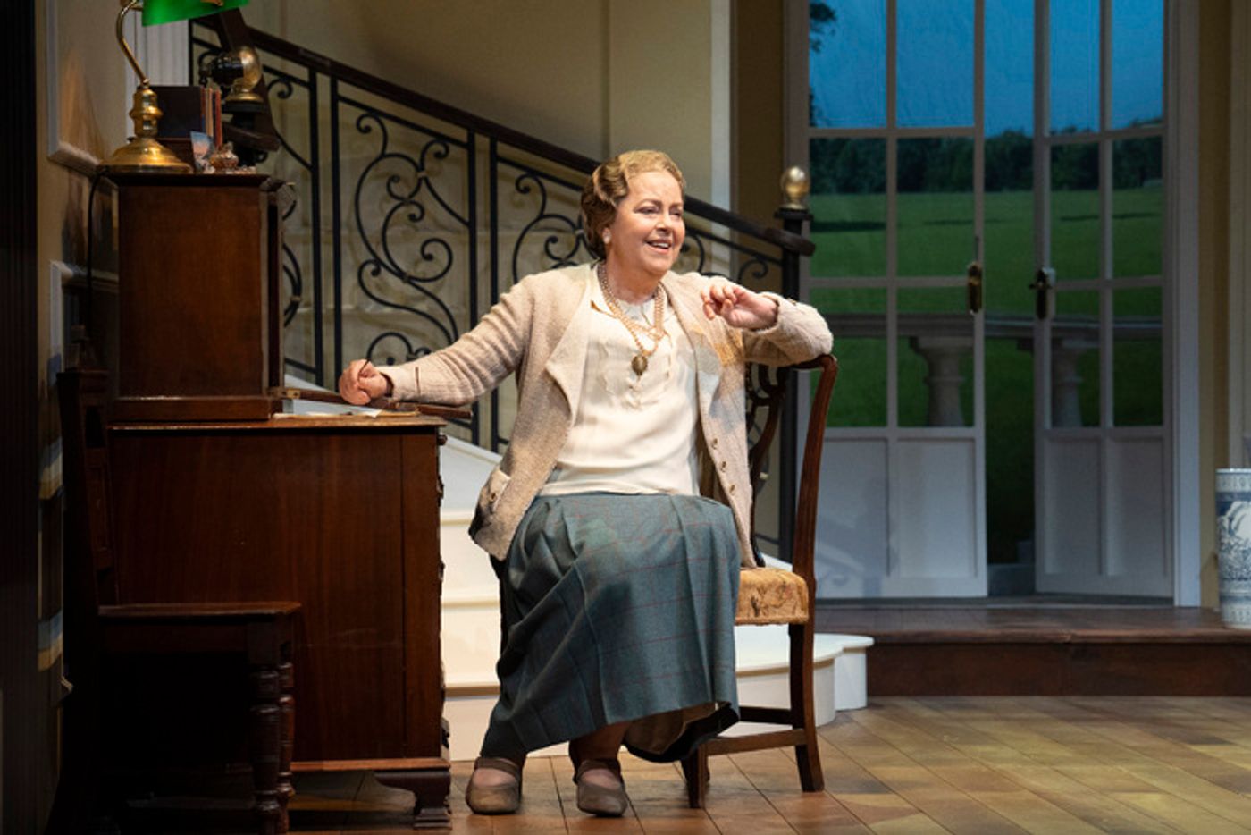 Photos: Trevor Nunn Directs EASY VIRTUE At The Arts Theatre Cambridge  Image