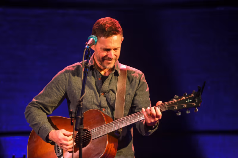 Review: GLEN PHILLIPS (OF TOAD AND THE WET SPROCKET) at Dakota Jazz Club Minneapolis Image