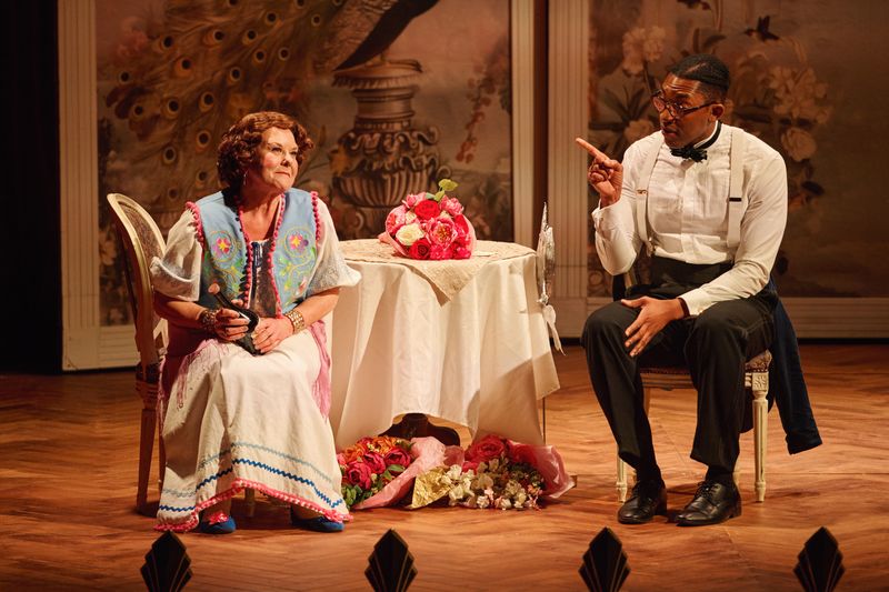 Photos: Wendi Peters and More in GLORIOUS! on UK Tour — photo 7 of 10