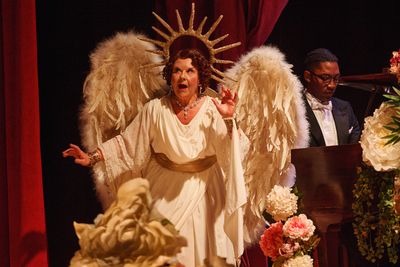 Wendi Peters, Matthew James Morrison Photo