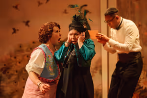 Wendi Peters, Caroline Gruber, Matthew James Morrison Photo